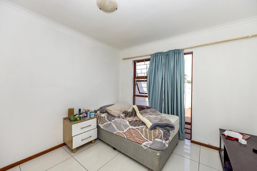 2 Bedroom Property for Sale in Table View Western Cape